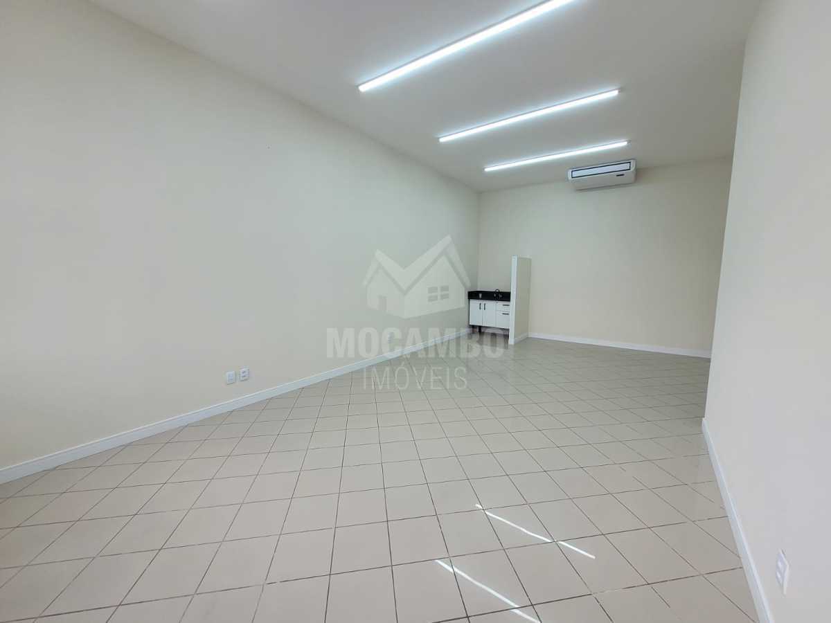 Conheça sala do imóvel - Sala Comercial 39m² para alugar Itatiba,SP Centro - R$ 1.950 - FCSL00449 - 4 sala - 4