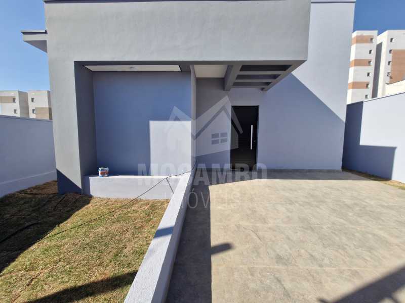 Fachada - 16