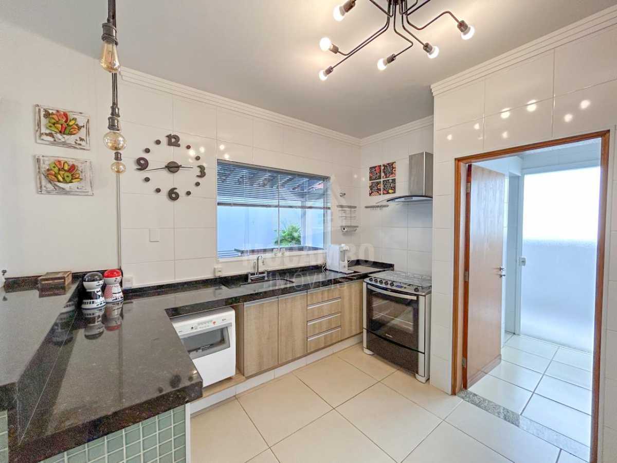 e967254e-c5d4-438d-8171-2e780c - 7