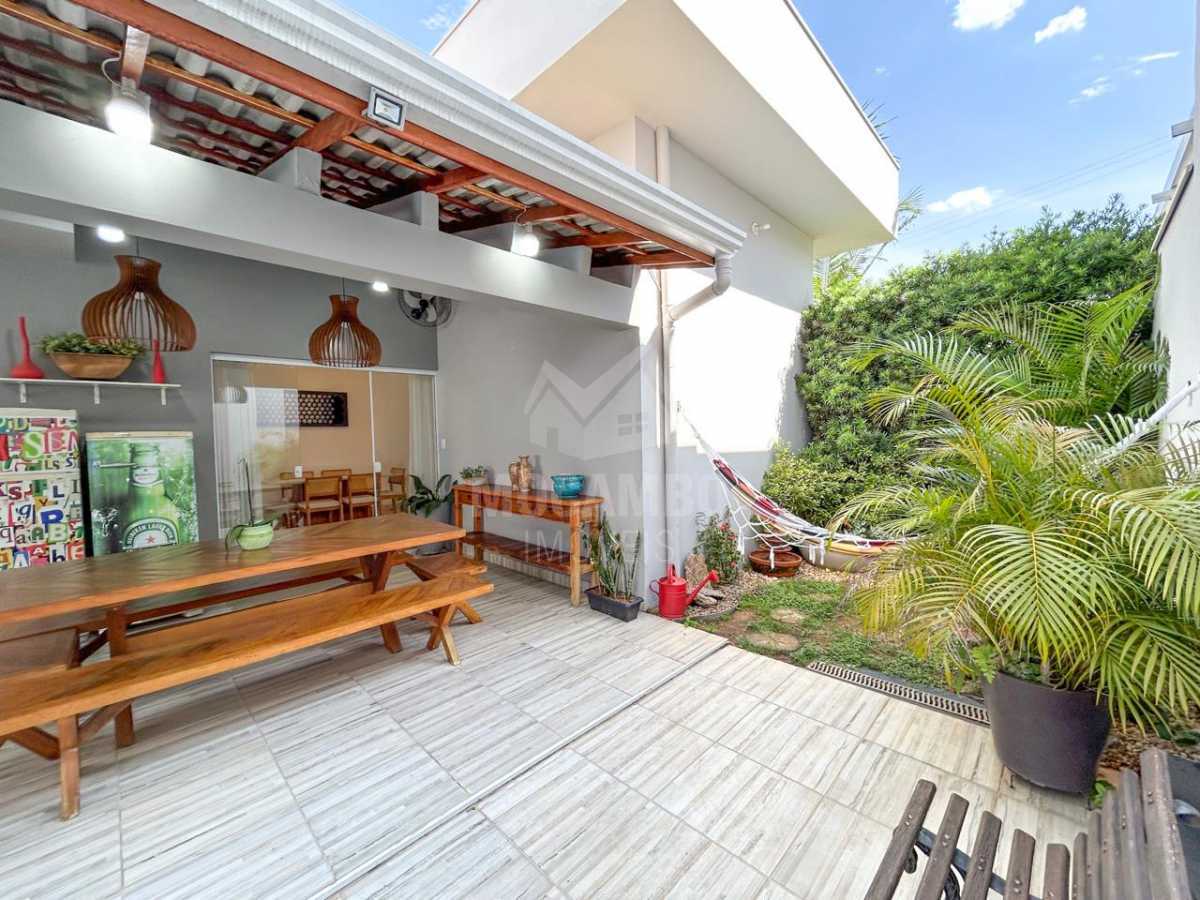 e1635b8b-5f0f-4694-a3b4-8ca19d - 24