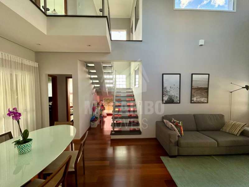 Casa em condomínio  - 3