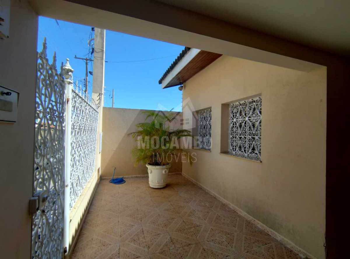 b6f62fd9-25ee-432a-87e7-9a11fc - 15