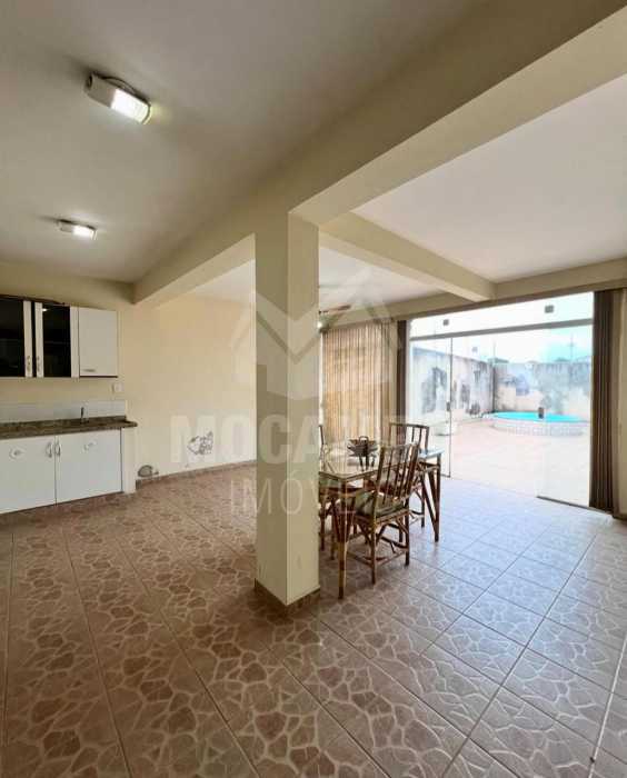 c4239904-d571-449c-8a88-8ab0d0 - 19