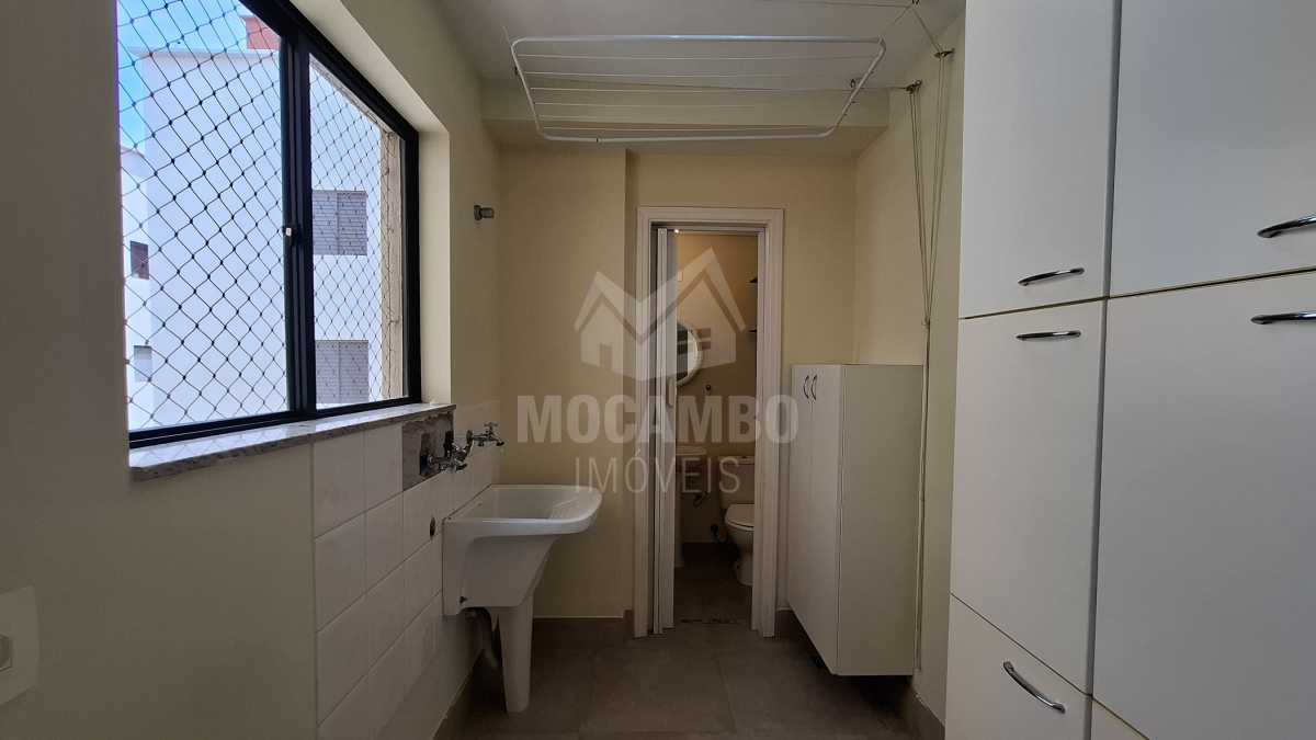 Lavanderia e banheiro de servi - 4