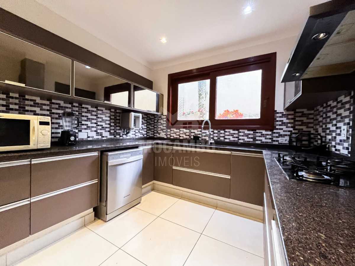 f89baf66-54f6-46ca-bbda-a4a534 - 17