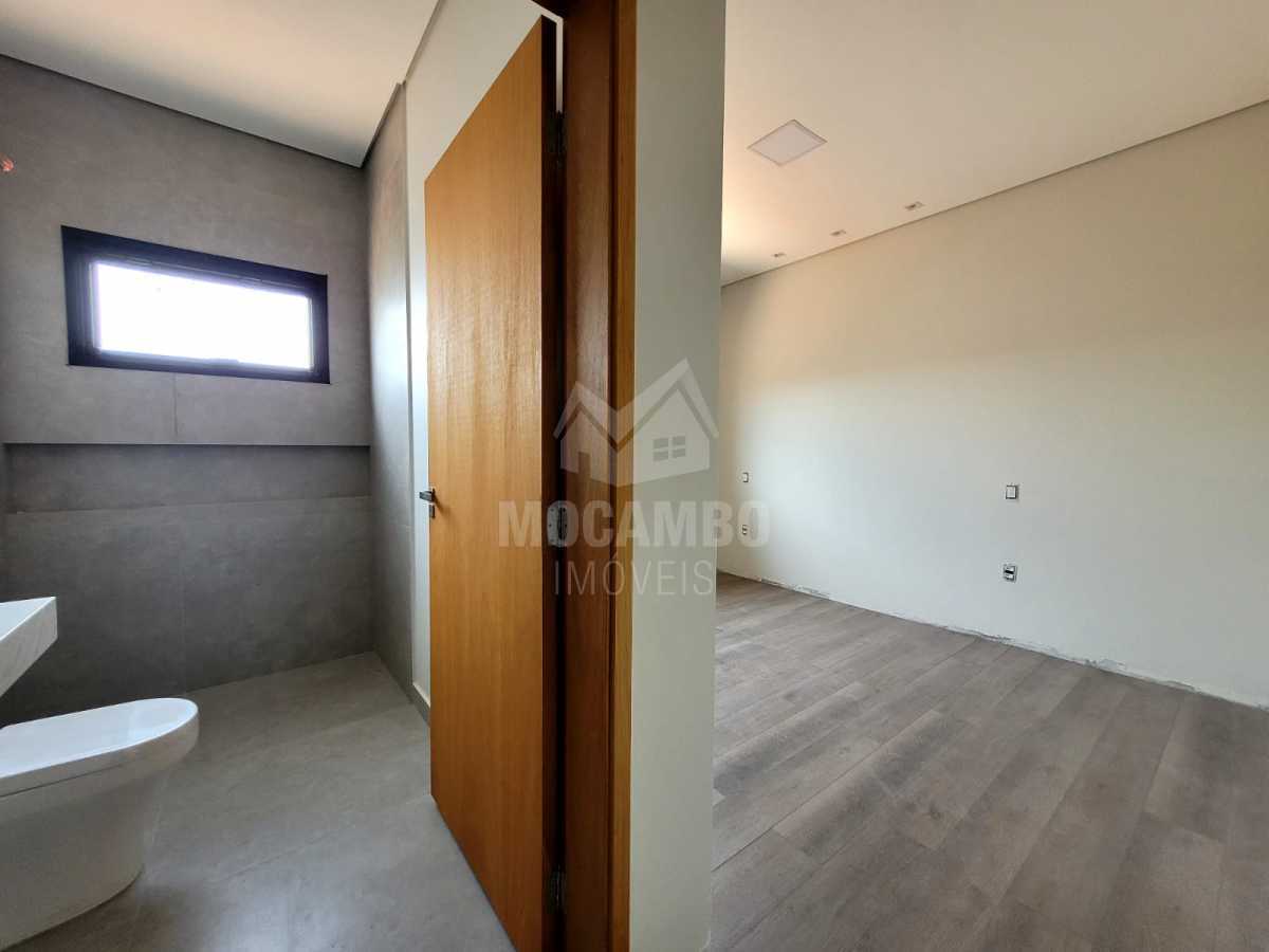 9c565540-9e4b-4eaf-bec5-95690e - 21