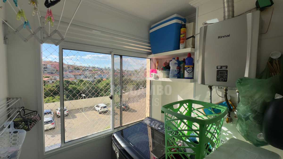 Área de Serviços - 18