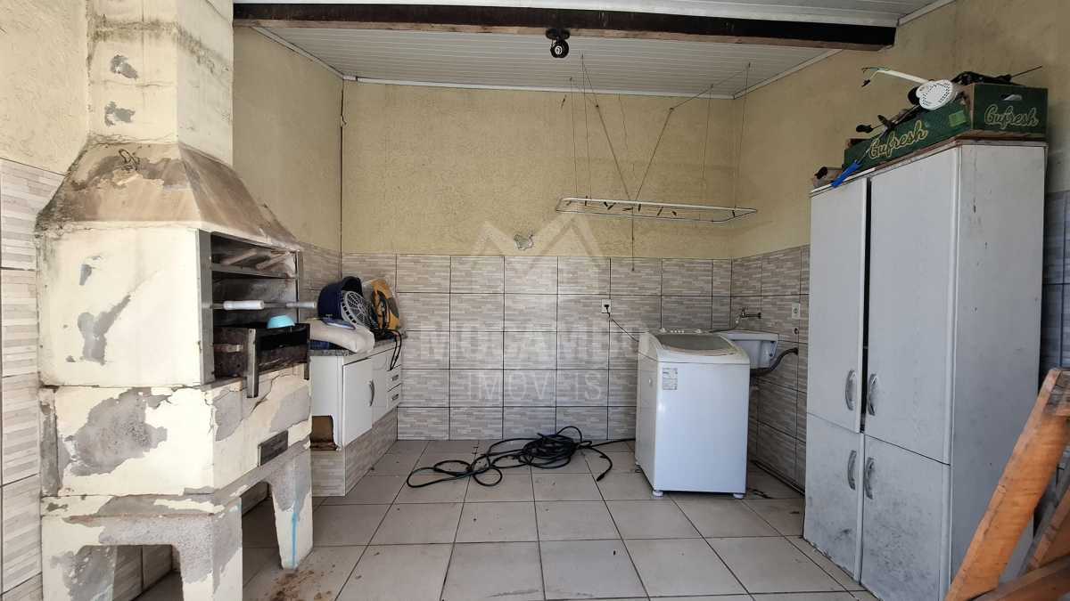 Área coberta quintal - 11