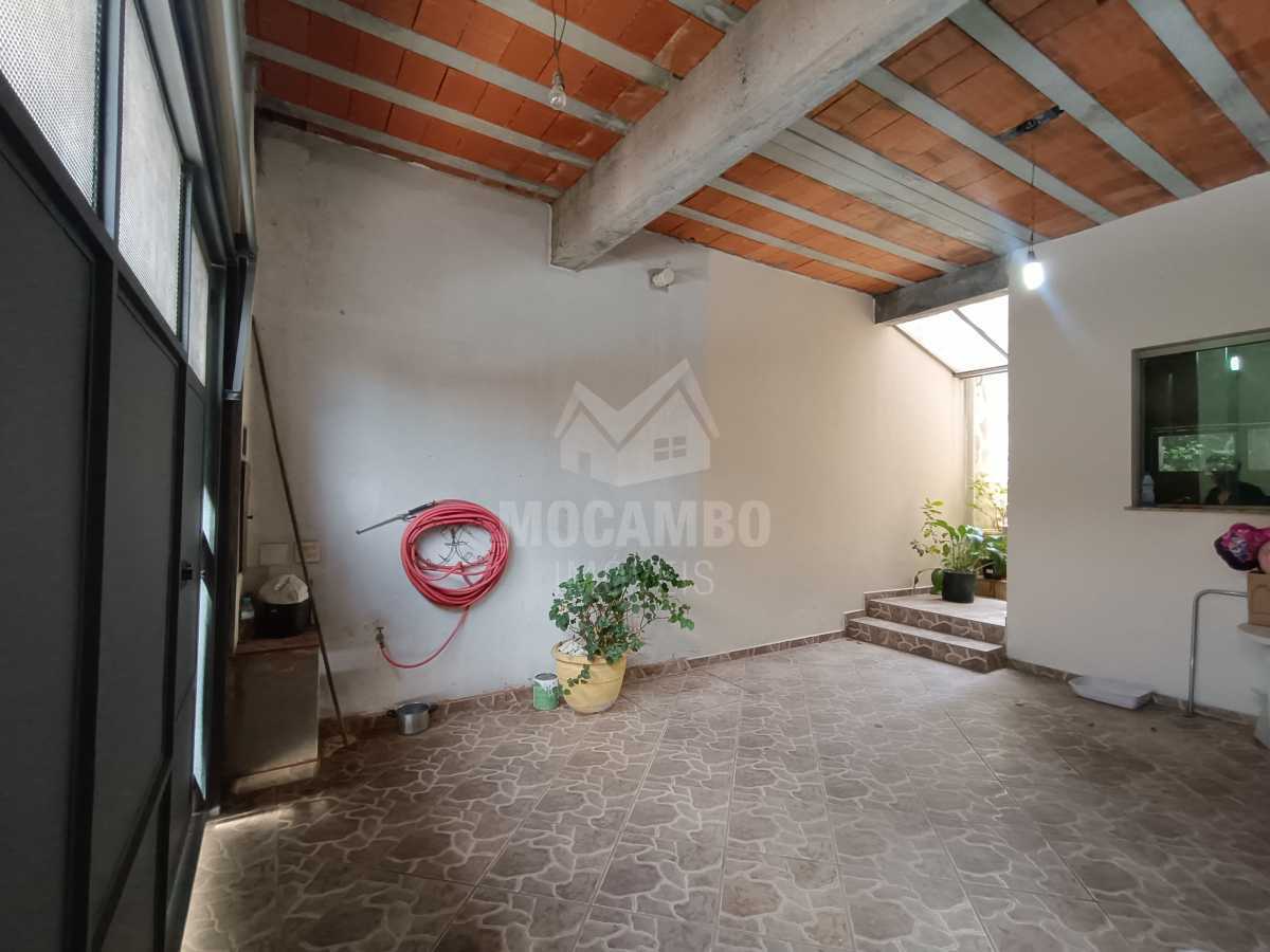 Garagem com portão Eletronico - 15