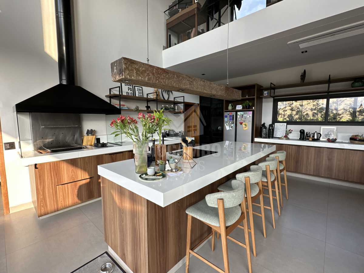 DJI_20250907_164327_300 - 5