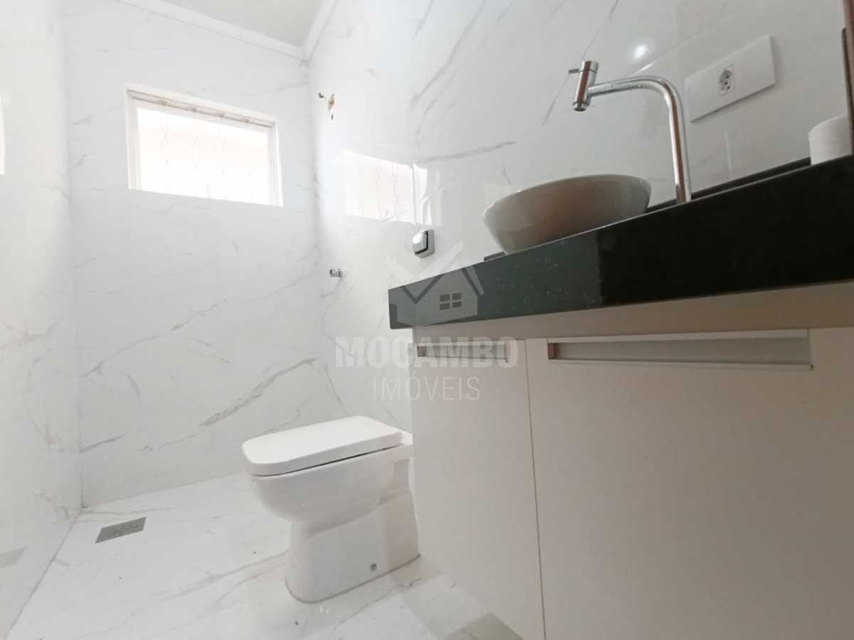 Banheiro área gourmet - 23