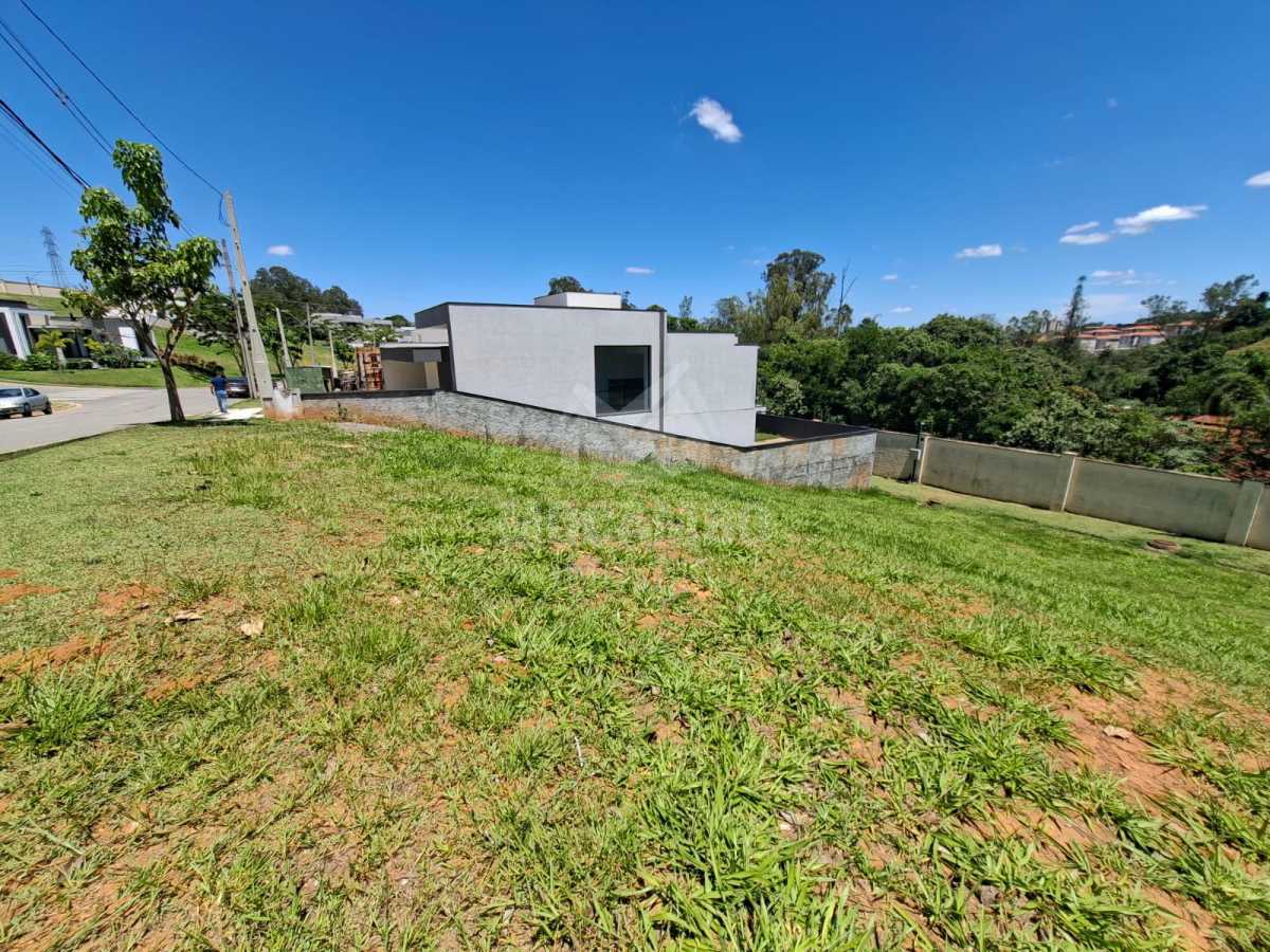 WhatsApp Image 2025-12-22 at 1 - 7