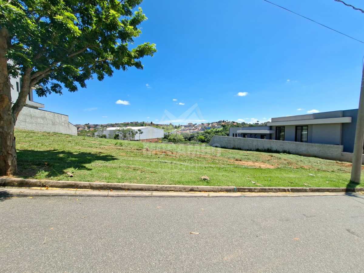 WhatsApp Image 2025-12-22 at 1 - 4