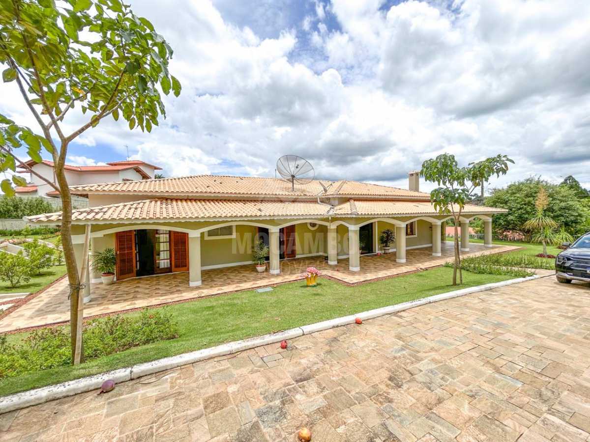 4ef90301-5fd8-4d10-a8e7-8ede28 - 28