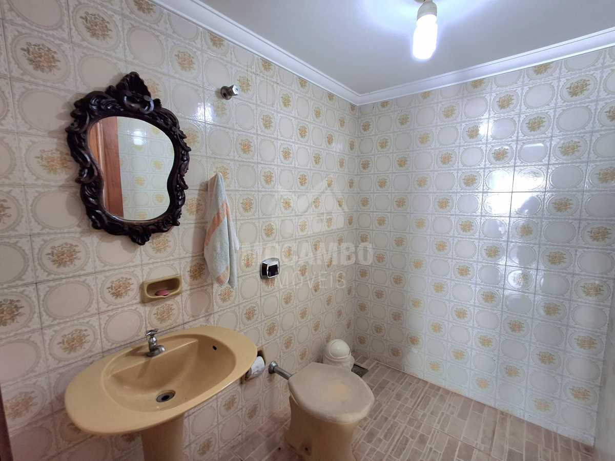 Banheiro de apoio - 26