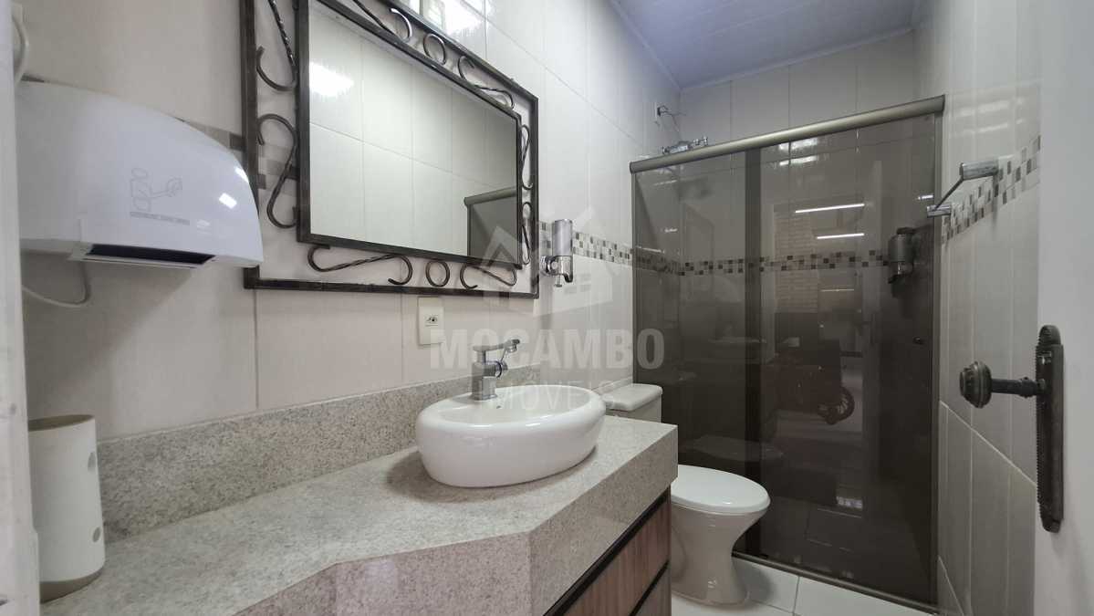 Banheiro edícula - 24