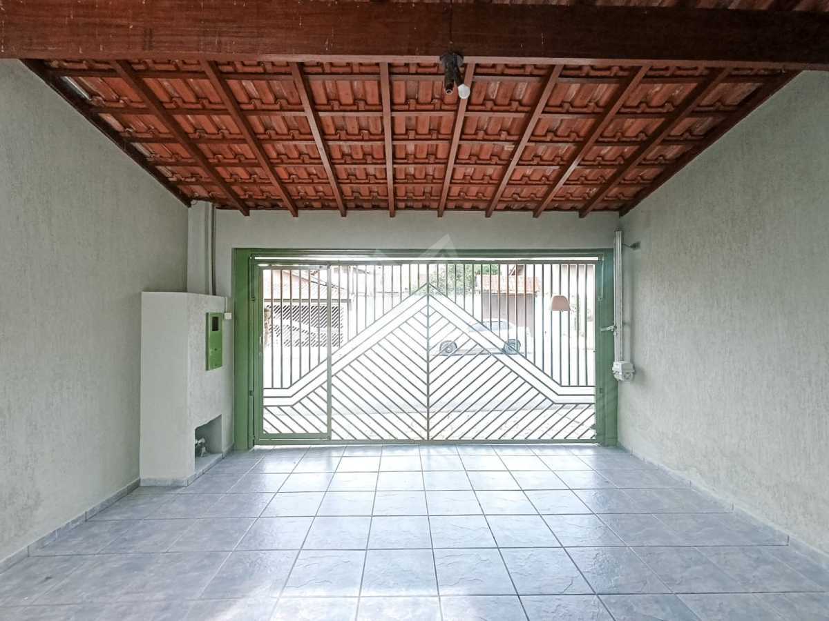 Garagem coberta - 27