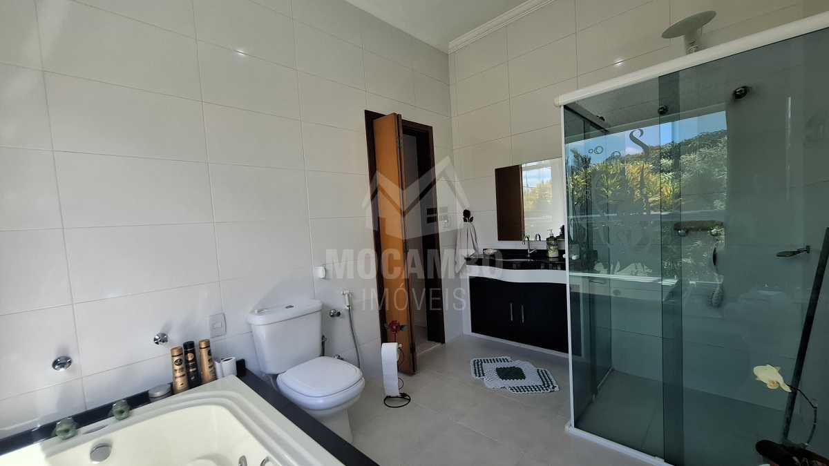 Banheiro suíte 01 - 27