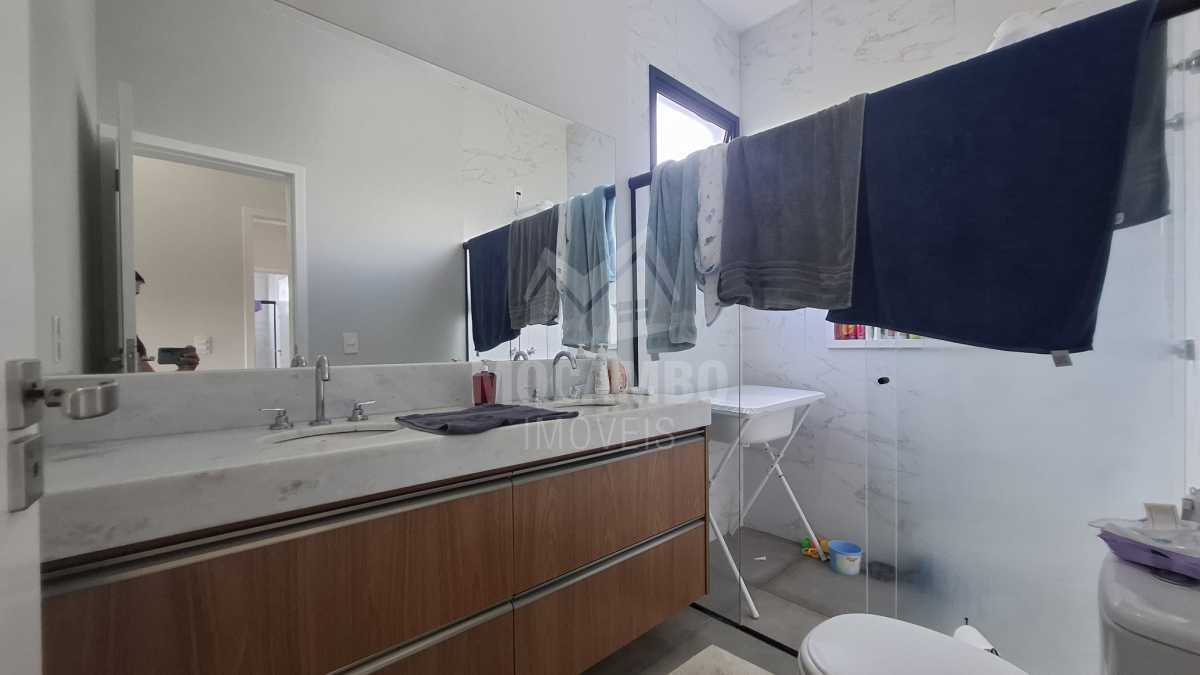 Banheiro suíte - 13