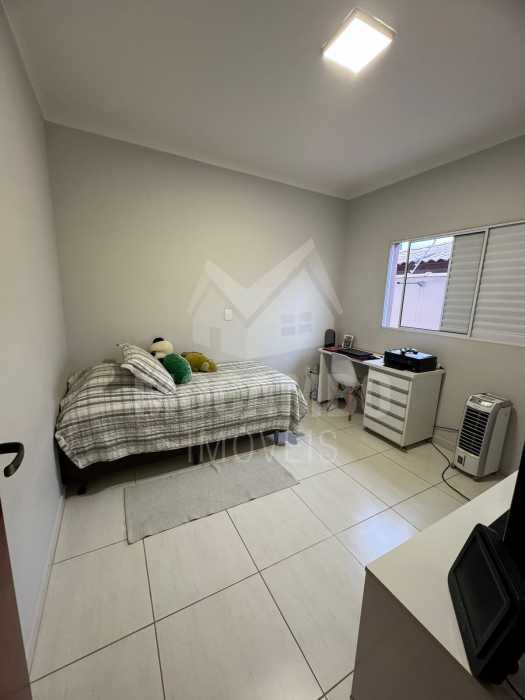 819BEC01-0F46-4386-BFDE-513250 - 19