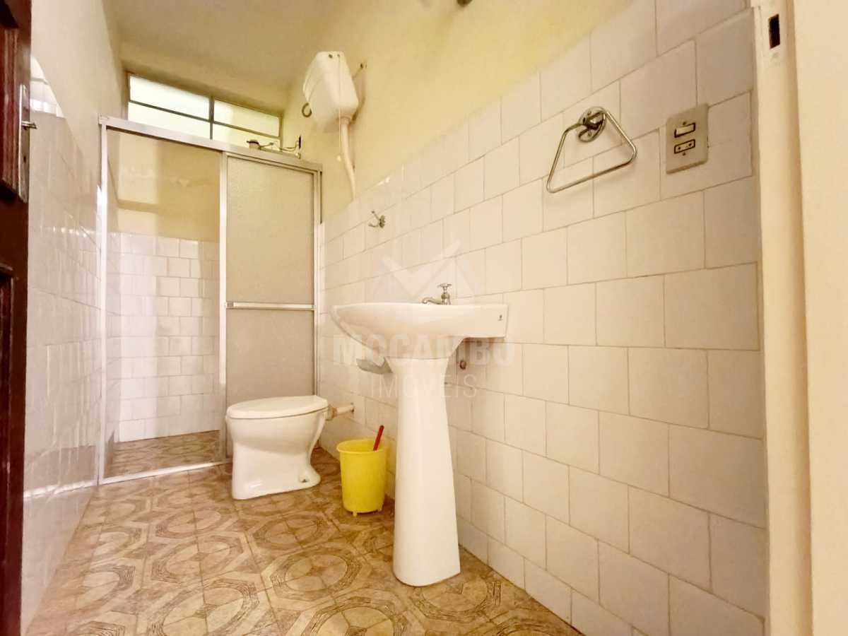 Banheiro piso inferior - 17