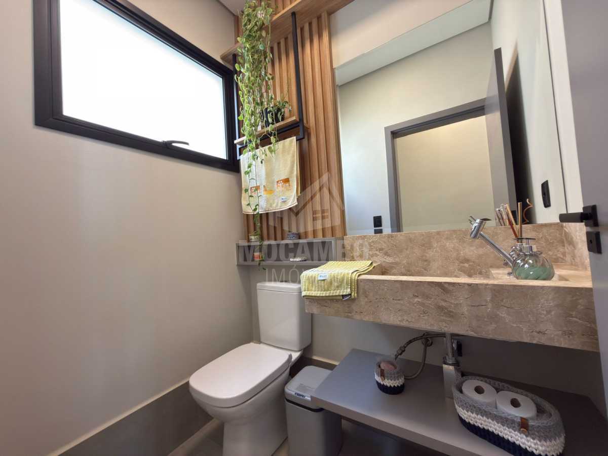 32cdd725-6257-49a4-8918-10008b - 2