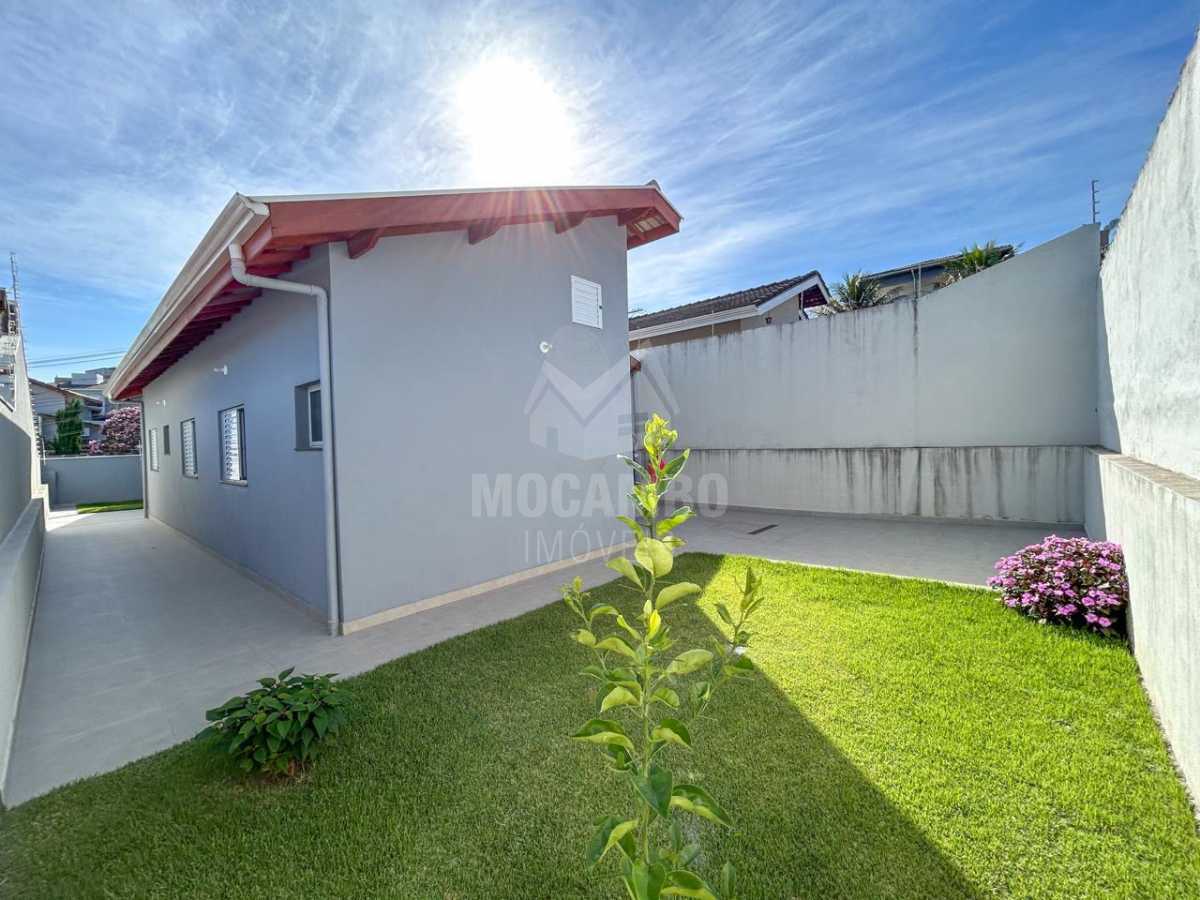 34092aef-bca0-476b-b548-9eb4d4 - 8