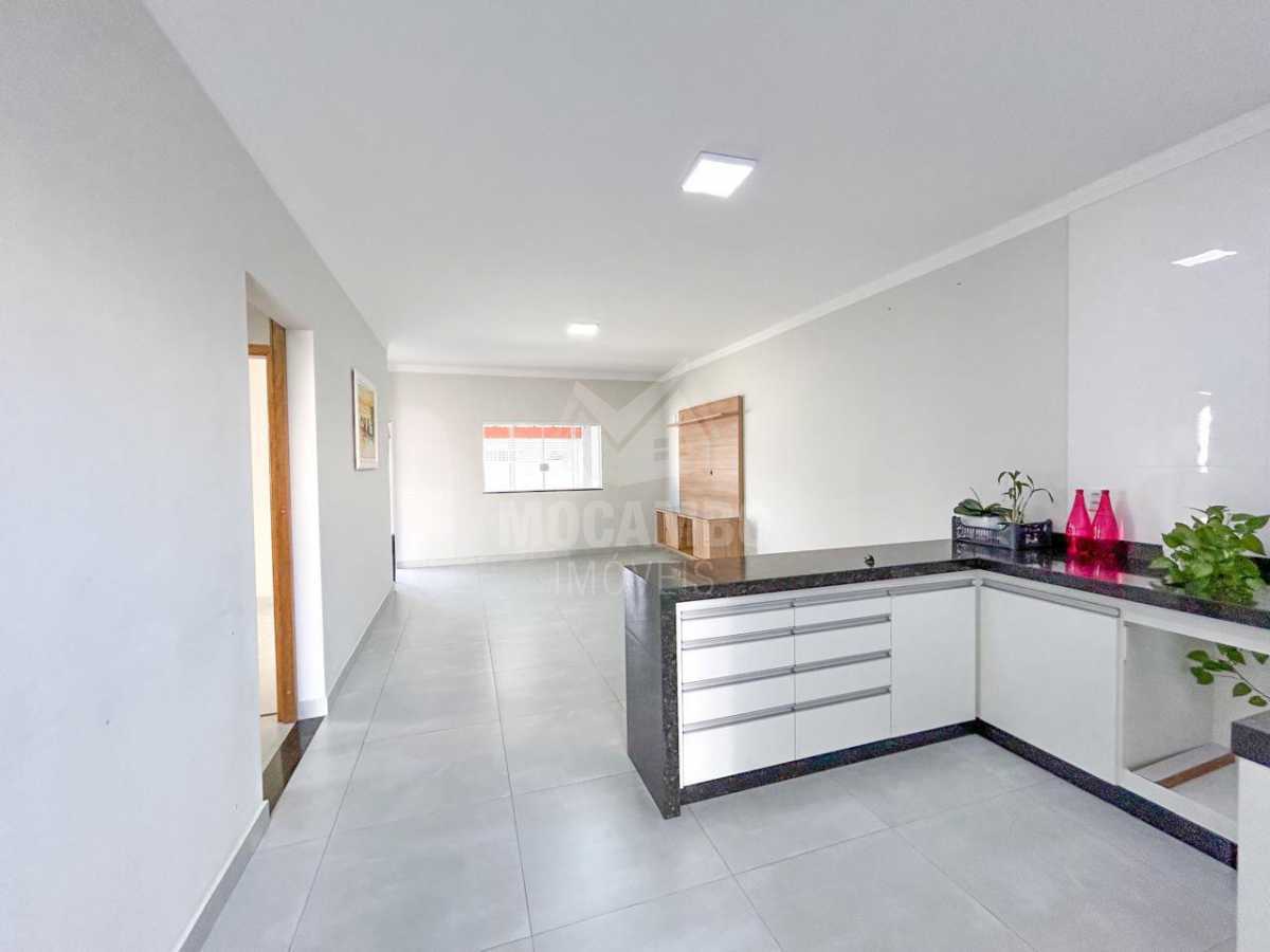 23b55ead-17cb-439e-9ce9-8b4171 - 13