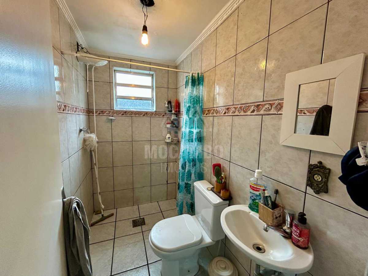 Casa em Bairro 2 - 10