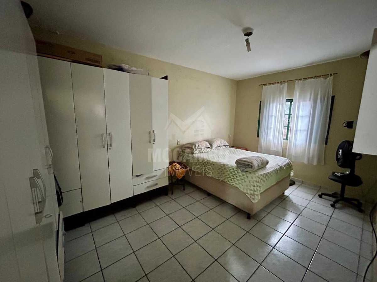 Casa em Bairro 2 - 13