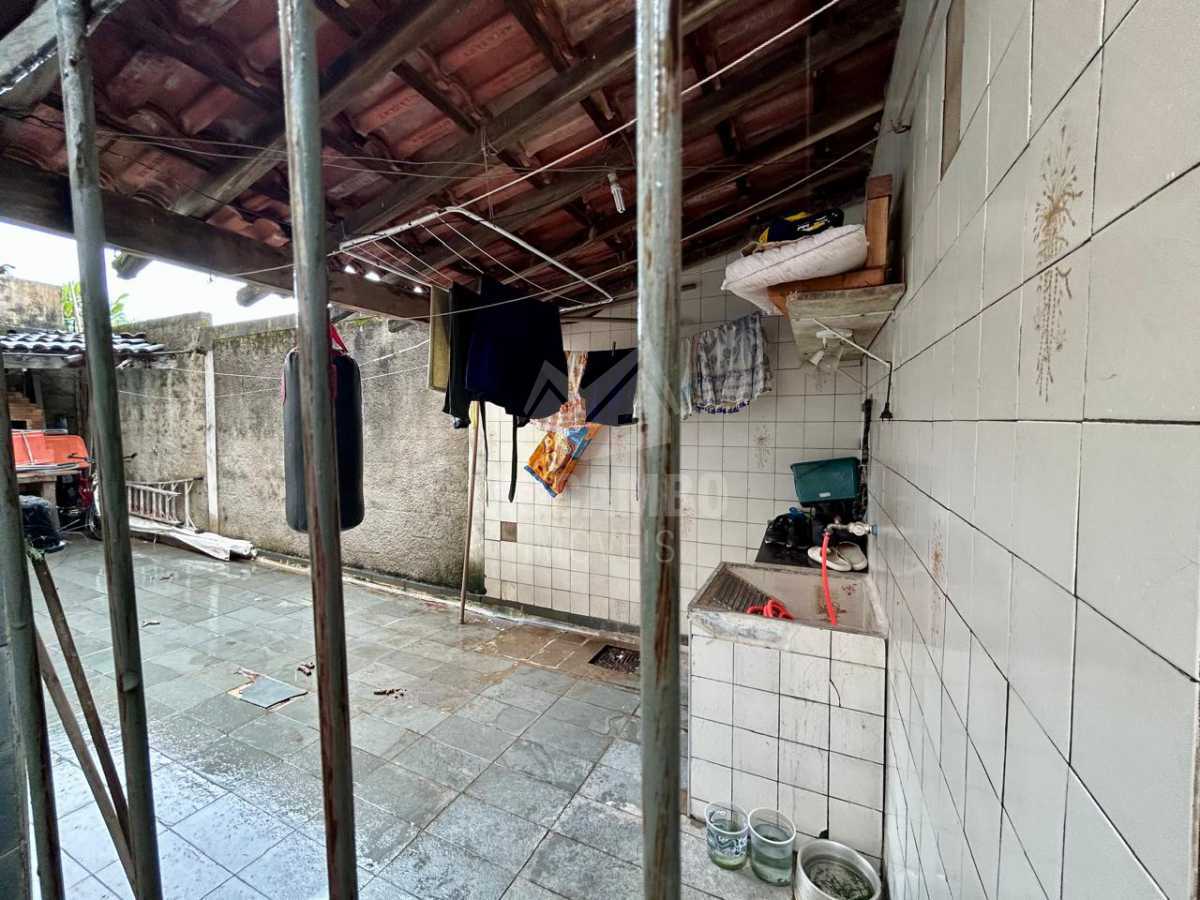 Casa em Bairro 2 - 14