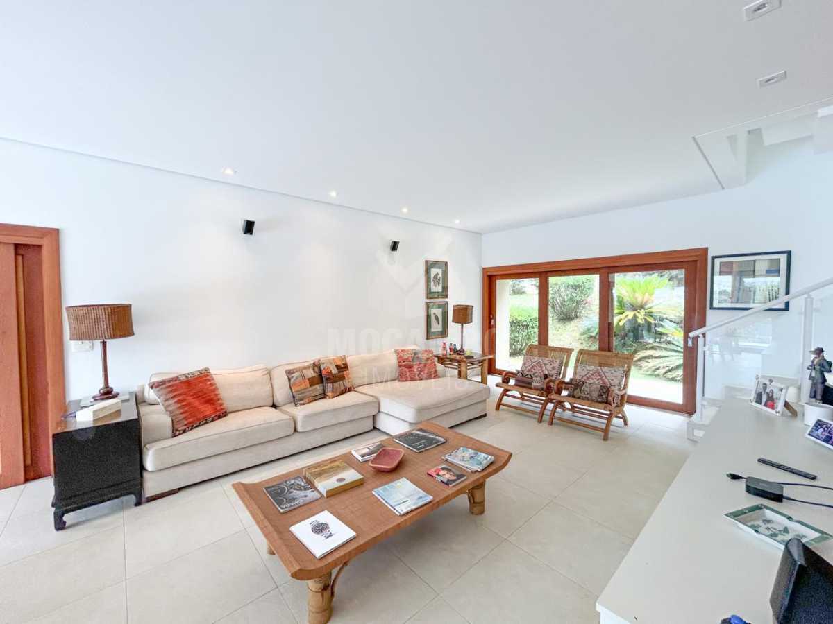 2eb0bbb9-6c0f-425d-9dcf-e47dc7 - 14