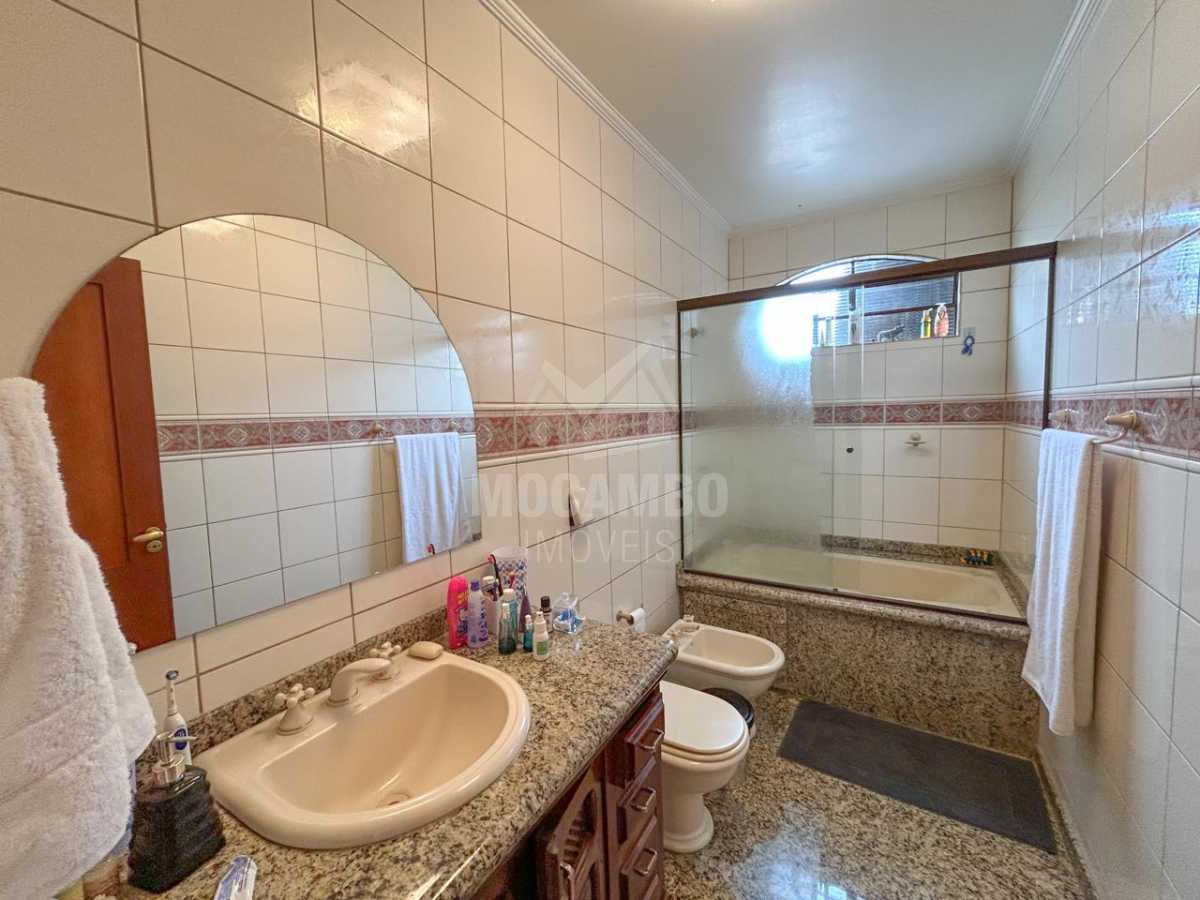 db95b2a7-a465-43df-821c-3f1b6b - 24