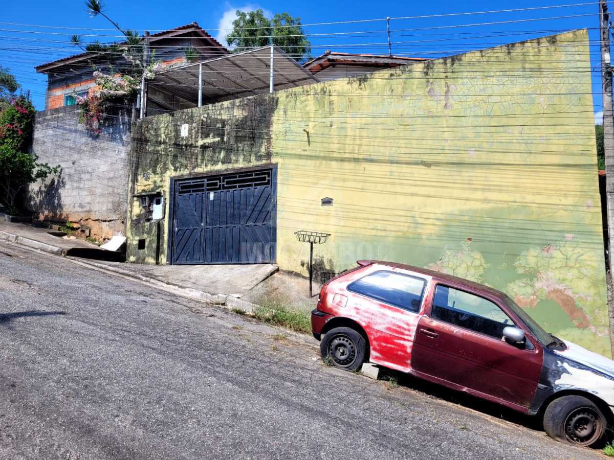 e4d580e9-5a2e-4e1f-8d23-12a666 - 19