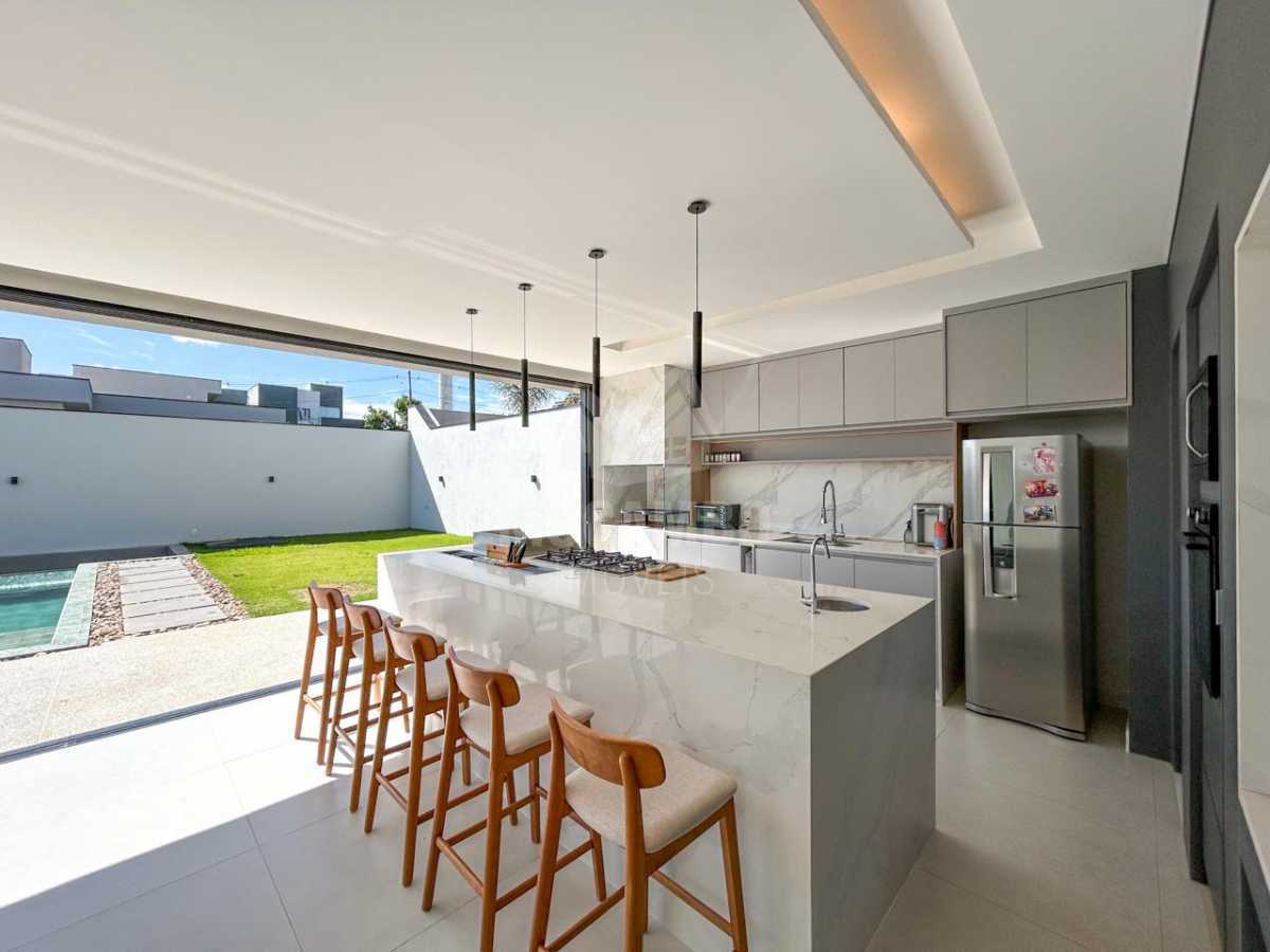 3a49ffe6-b3f5-4d9c-bdf6-3b93e4 - 11