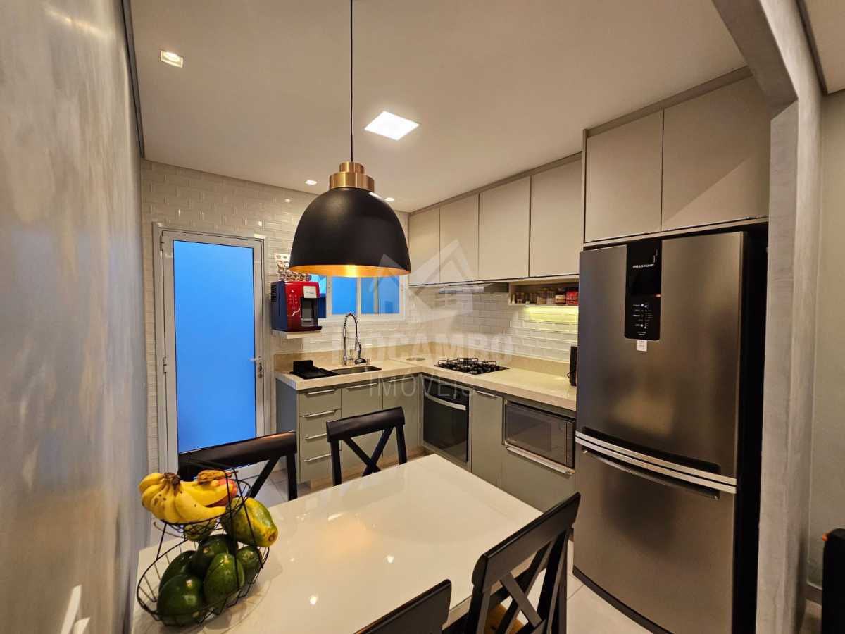 d9d93079-35f7-4c27-9f1b-71d980 - 11