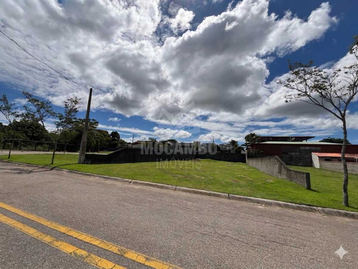 65ae57a5-7fbf-40ff-bbe7-439ffa - 2