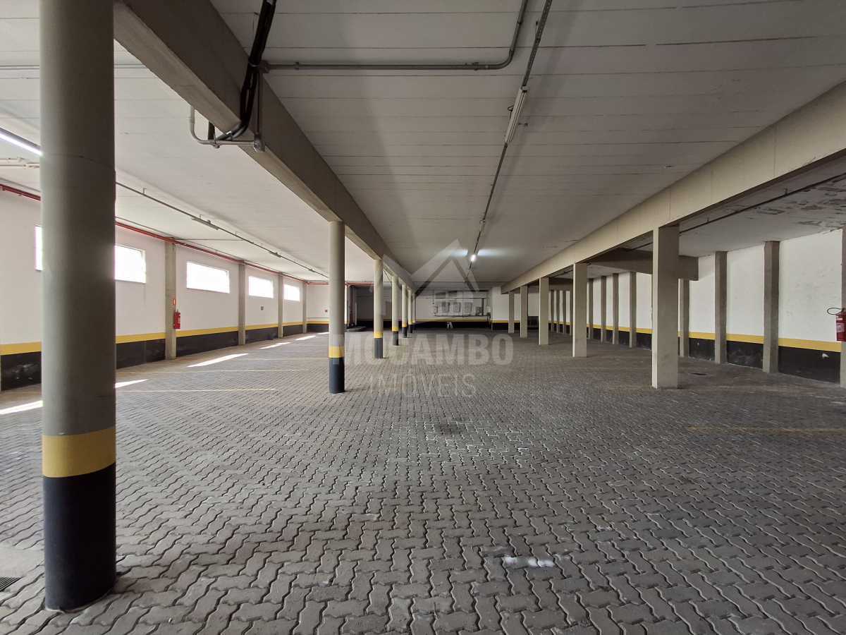 estacionamento interno - 17