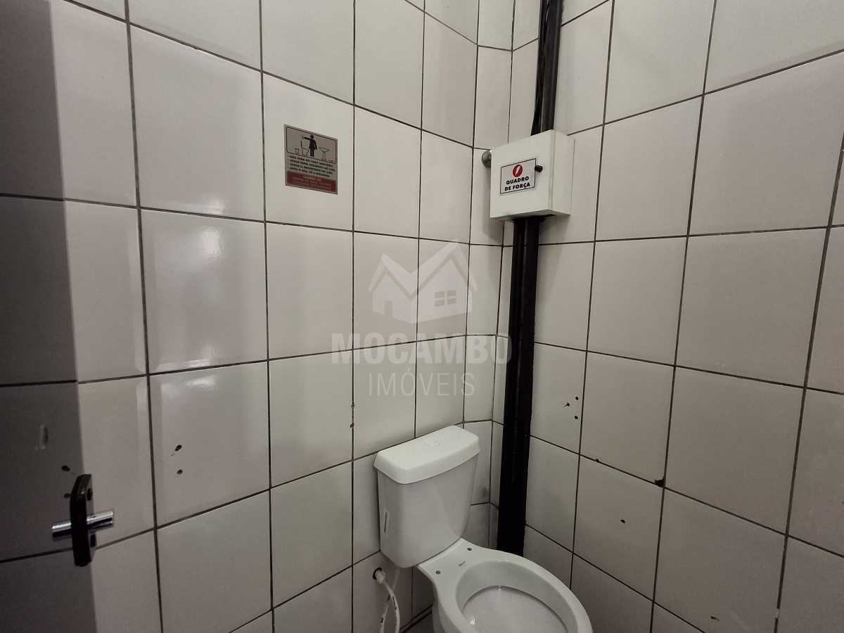 Banheiro masculino  - 16