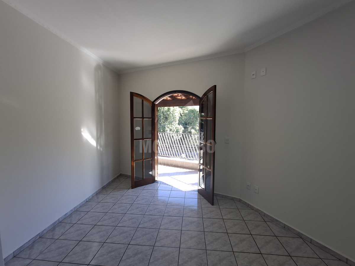 Quarto - 10