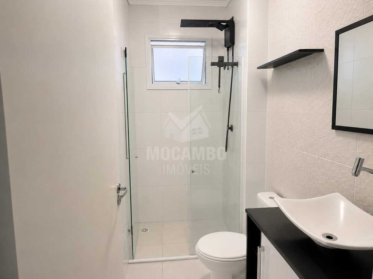 Conheça banheiro social do imóvel - Apartamento 2 quartos para alugar Itatiba,SP Bairro da Ponte - R$ 2.200 - FCAP22232 - 5 banheiro social - 5