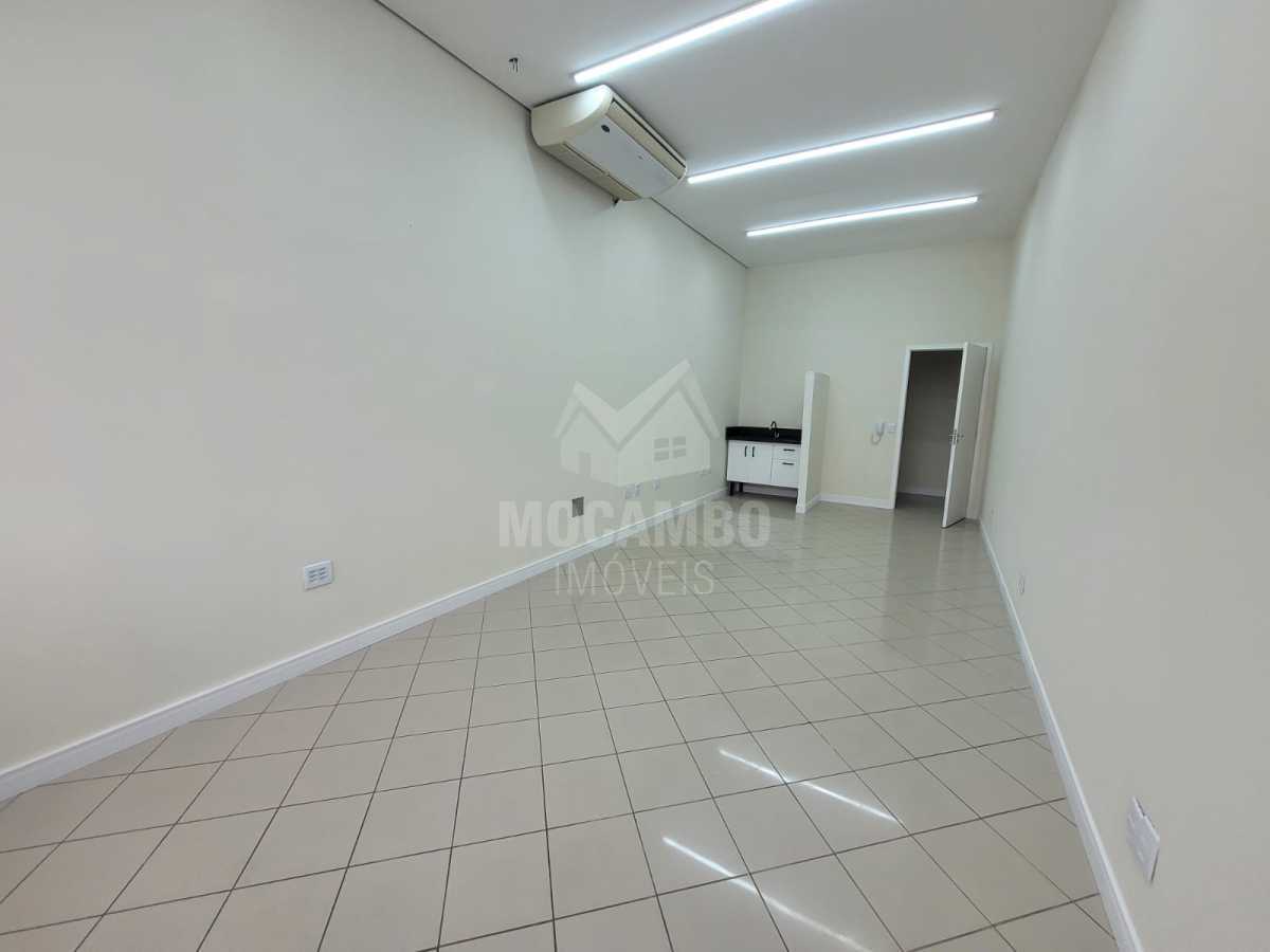 Conheça sala do imóvel - Sala Comercial 29m² para alugar Itatiba,SP Centro - R$ 1.450 - FCSL00451 - 3 sala - 3
