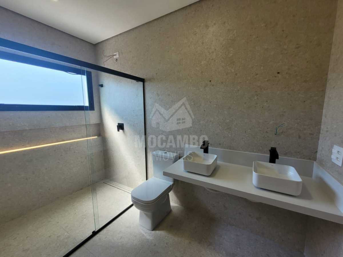 Conheça Banheiro da suíte do imóvel - Casa em Condomínio 4 quartos para alugar Itatiba,SP Bairro Itapema - R$ 6.800 - FCCN40352 - 15 Banheiro da suíte - 15