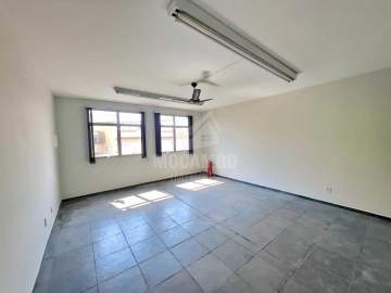 ALUGUEL 100% DIGITAL - Sala Comercial 20m² para alugar Itatiba,SP Centro - R$ 900 - FCSL00455