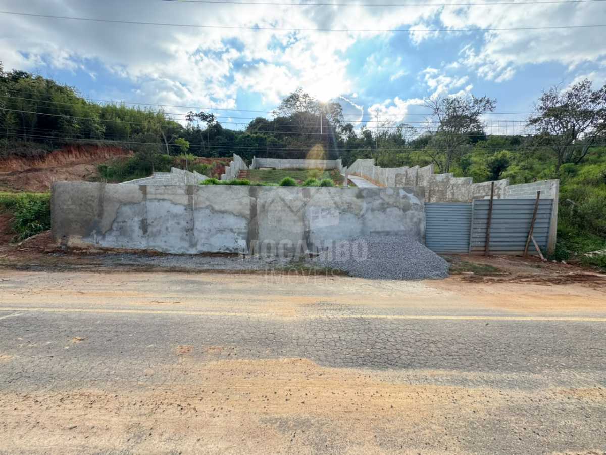 TERRENO - 3