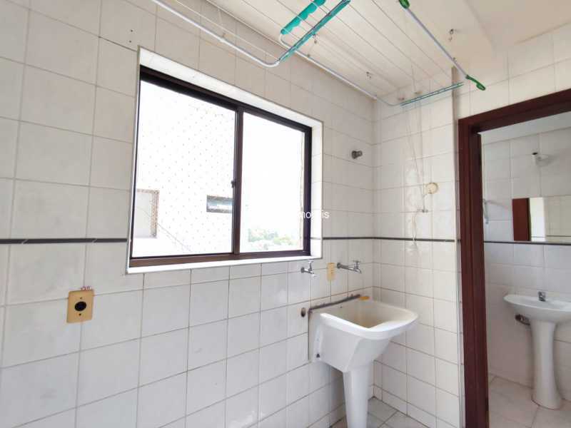 Area de Serviço - 15