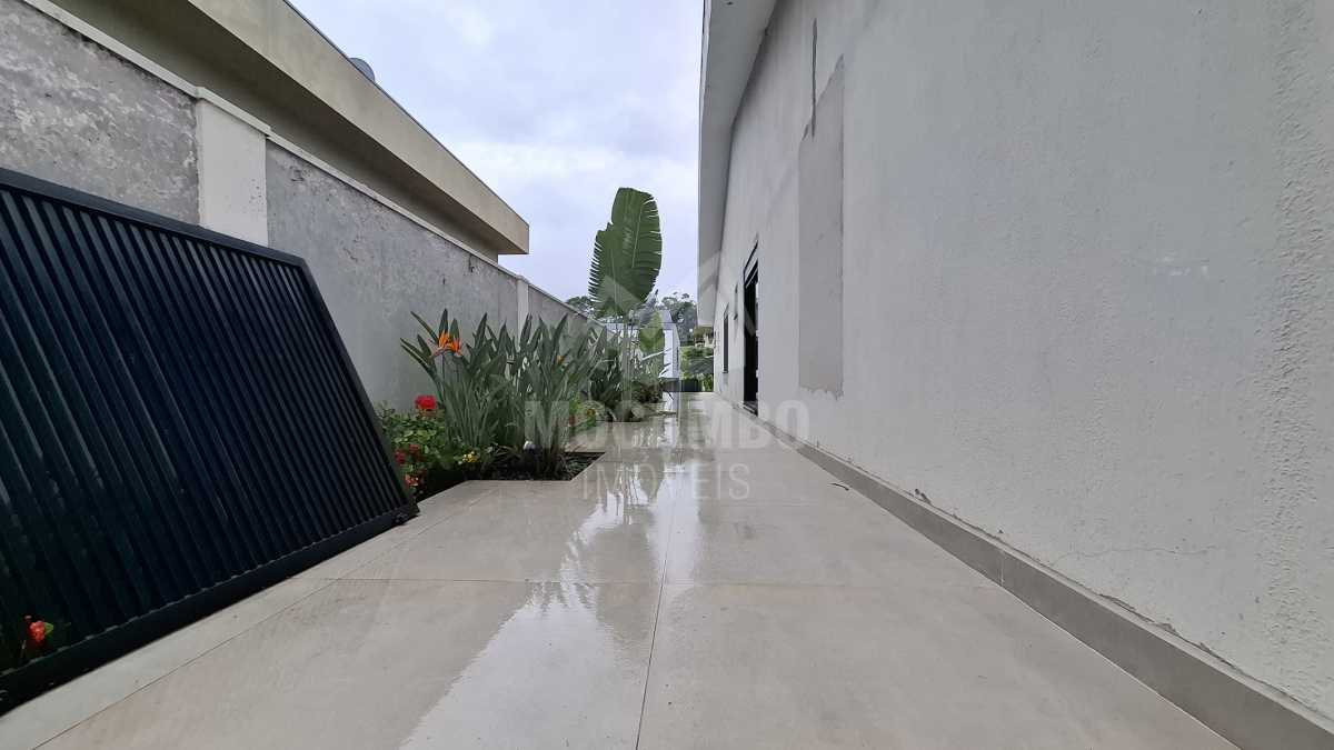 Corredor lateral - 27