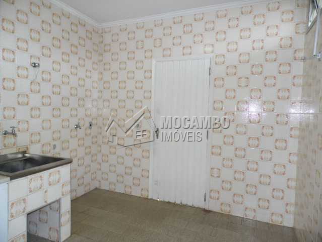 Área de Serviço  - 21
