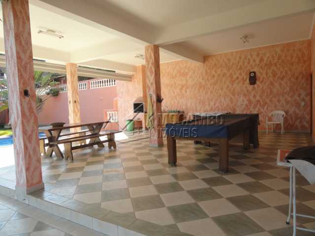 Área de Churrasqueira - 22