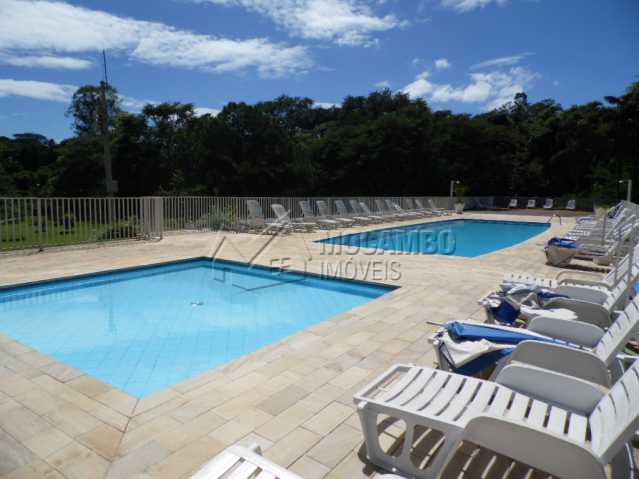 Conheça Piscina do condomínio do imóvel - Casa em Condomínio 4 quartos à venda Itatiba,SP Loteamento Itatiba Country Club - R$ 860.000 - FCCN40046 - 25 Piscina do condomínio - 25